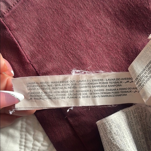 Zara women’s High Rise Burgundy Jeans Size 2 elastic at the waist - Picture 13 of 14